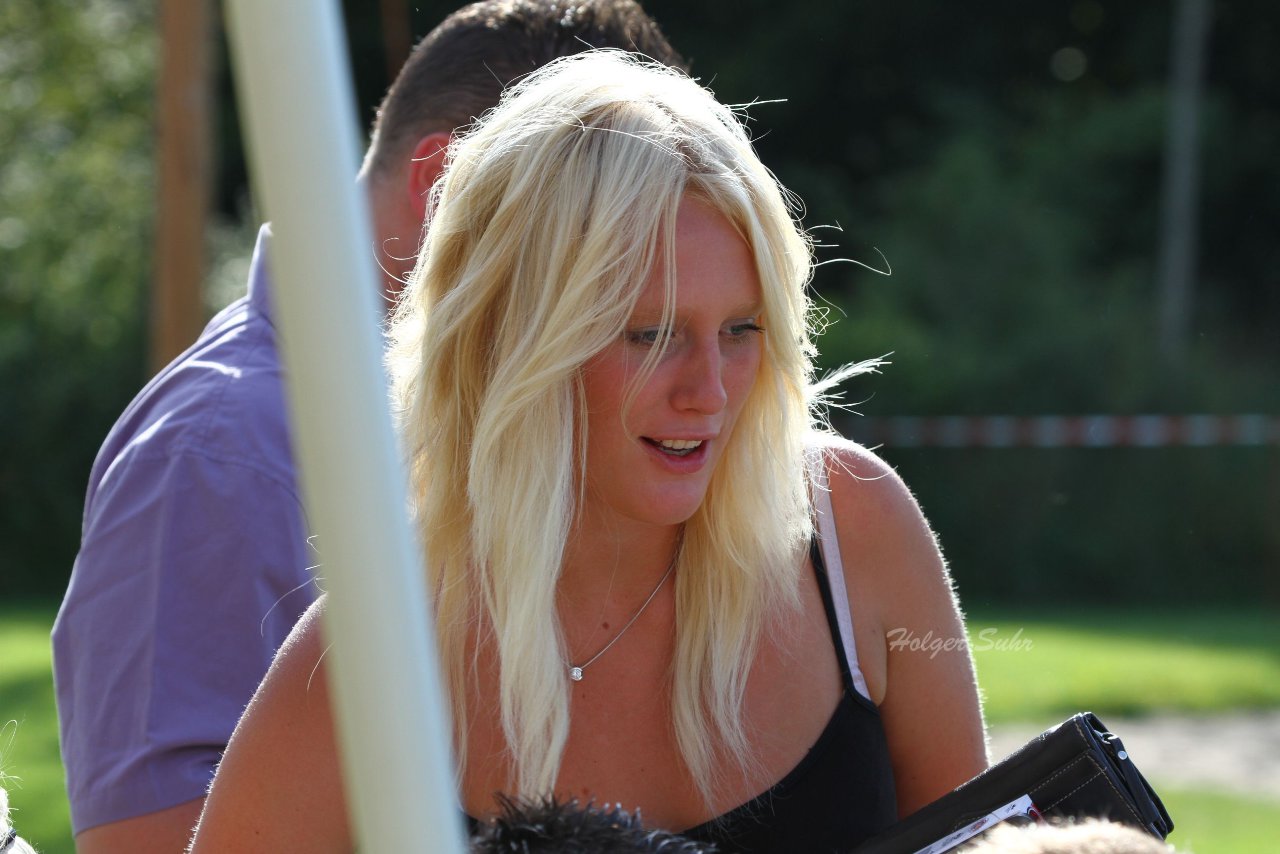 Bild 447 - Vogelschiessen am 18.8.12